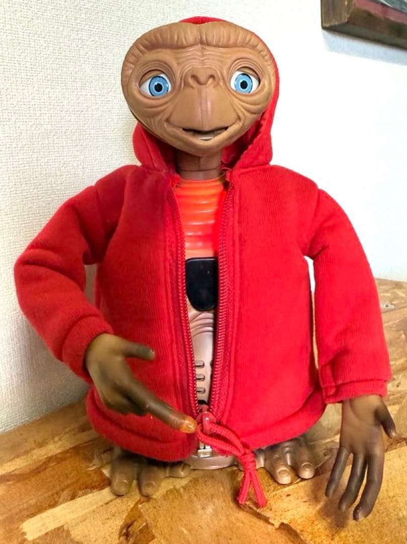 インタラクティブ E.T. 英語版　 トーキング フィギュア　パーカー E.T.