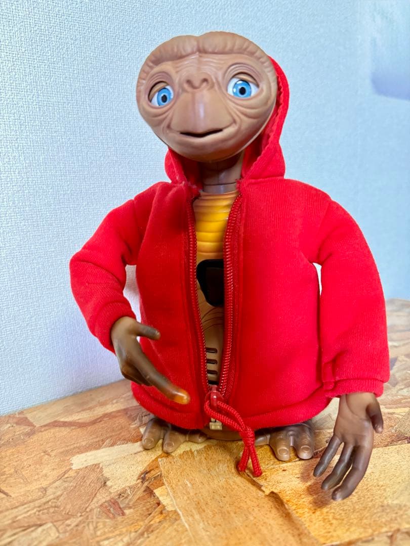 インタラクティブ E.T. 英語版　 トーキング フィギュア　パーカー E.T.