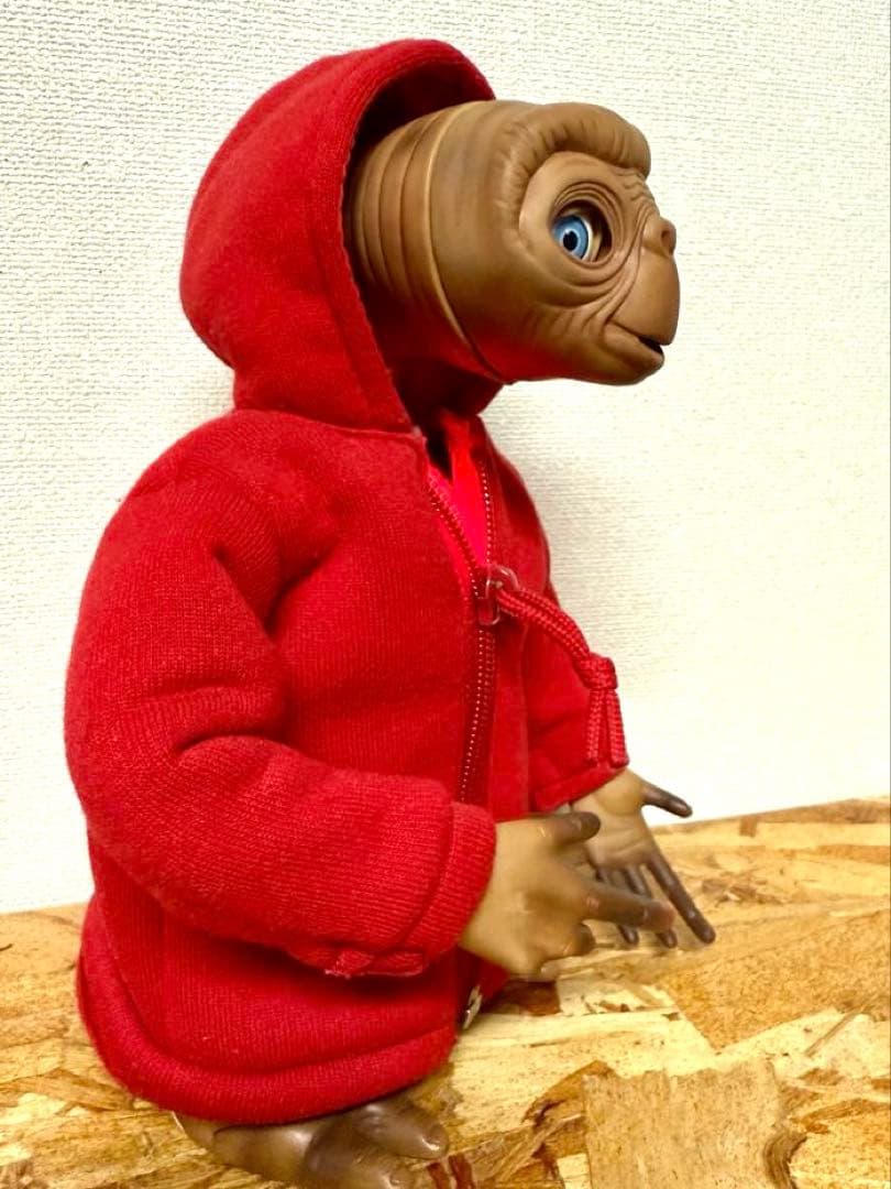 インタラクティブ E.T. 英語版　 トーキング フィギュア　パーカー E.T.