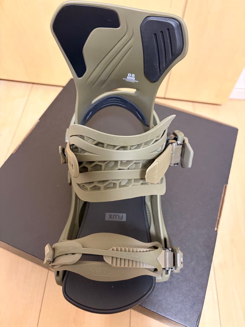 本日限定値下‼️FLUX DS スノーボード ビンディング Mサイズ カーキ