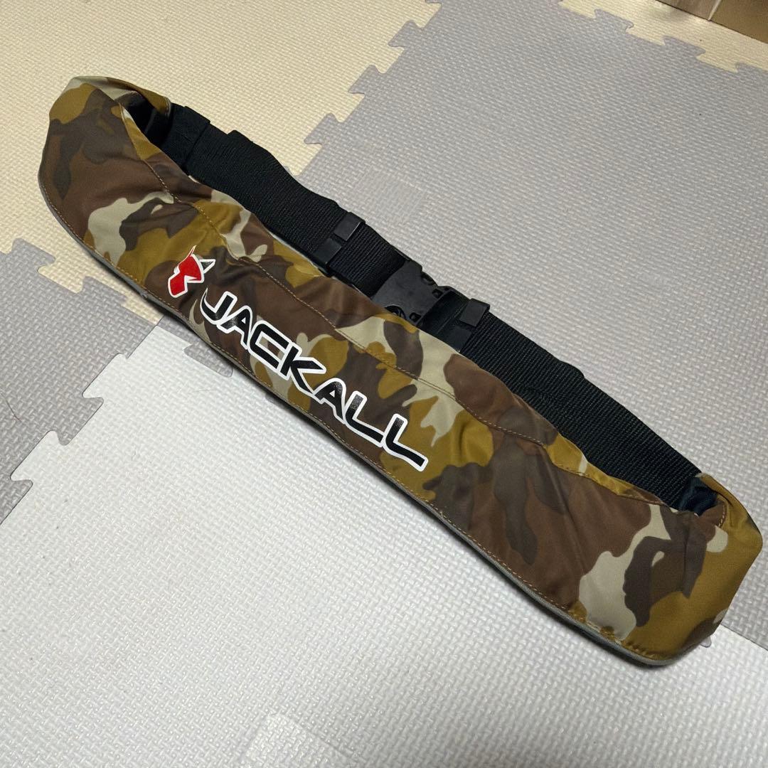 ライフジャケット　ジャッカル　自動膨張