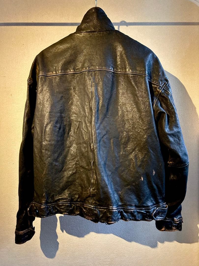 BEAMS ユーズド加工 レザージップブルゾン｜古着ライク×モダンワイドフィット