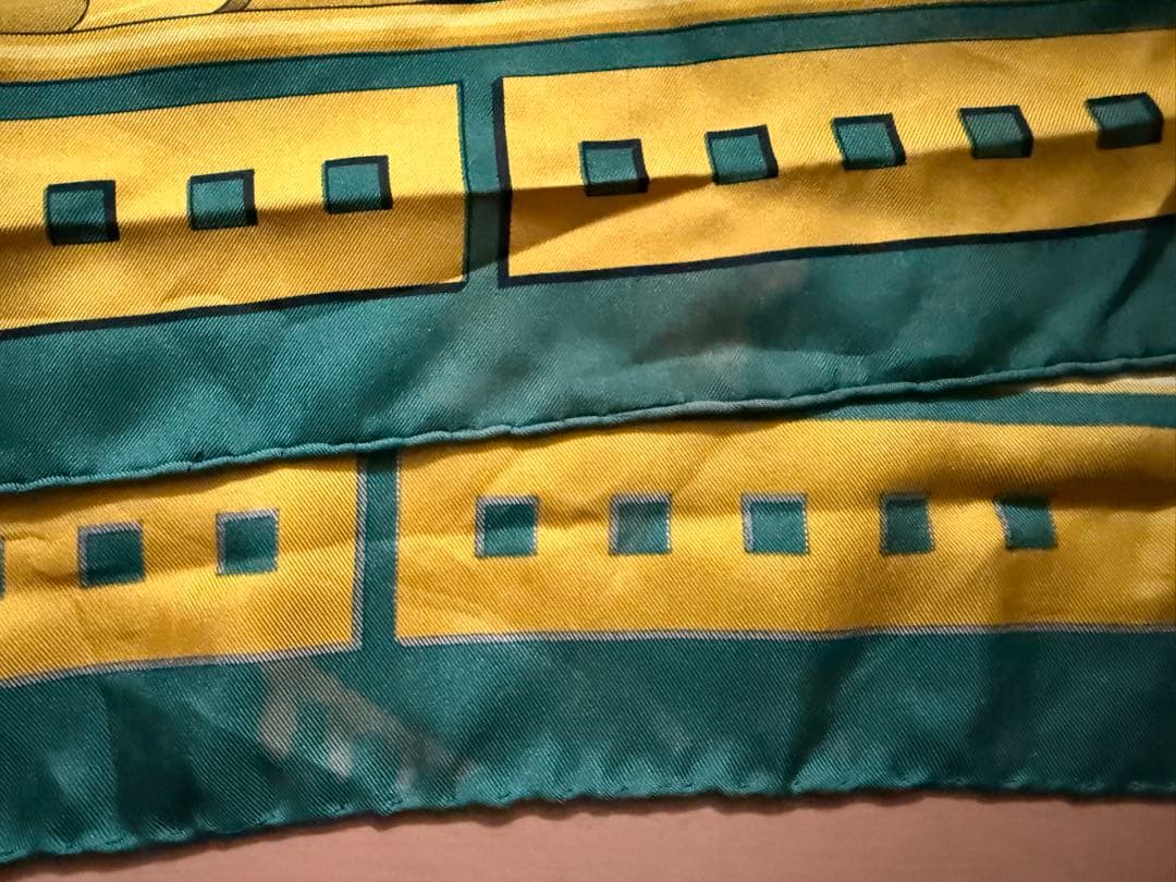 HERMES エルメス 大判スカーフ バンダナ