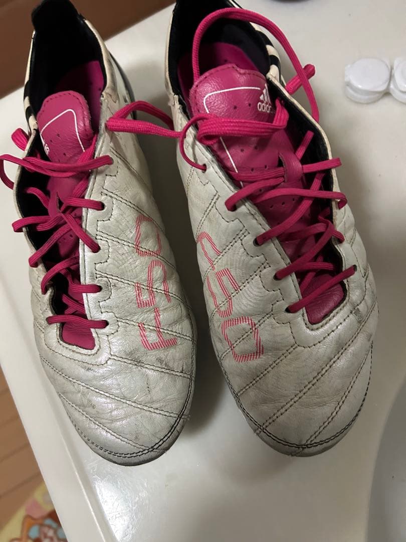 初代adizero F50 27 cm HG