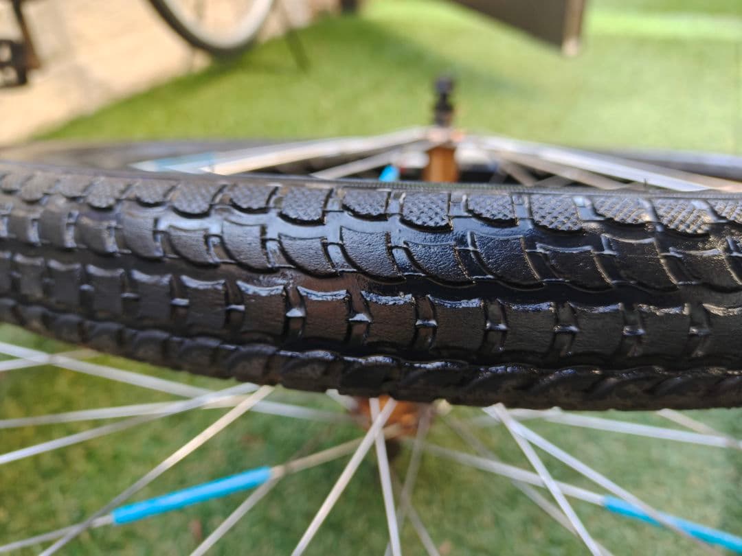 24×2.125 インチのXRIMSホイールセット