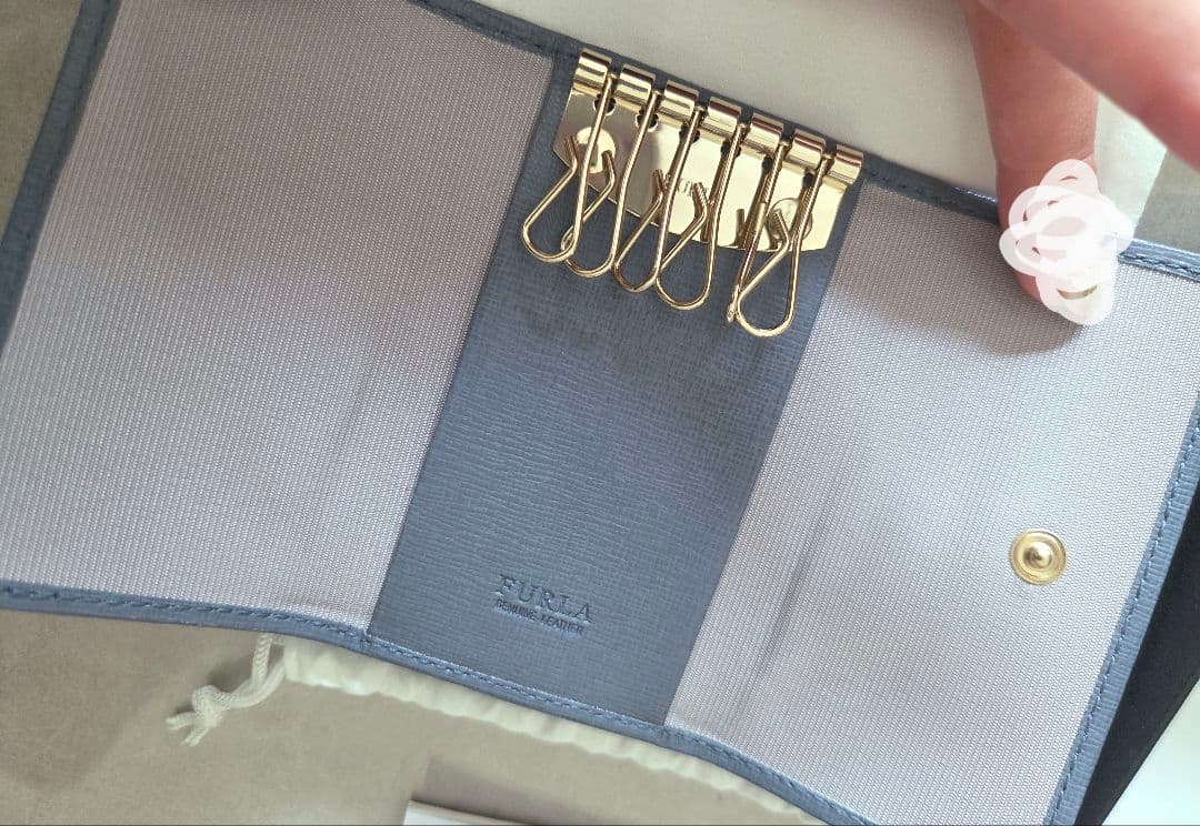 【美品】FURLA フルラ 6連 キーケース ブルー レザー