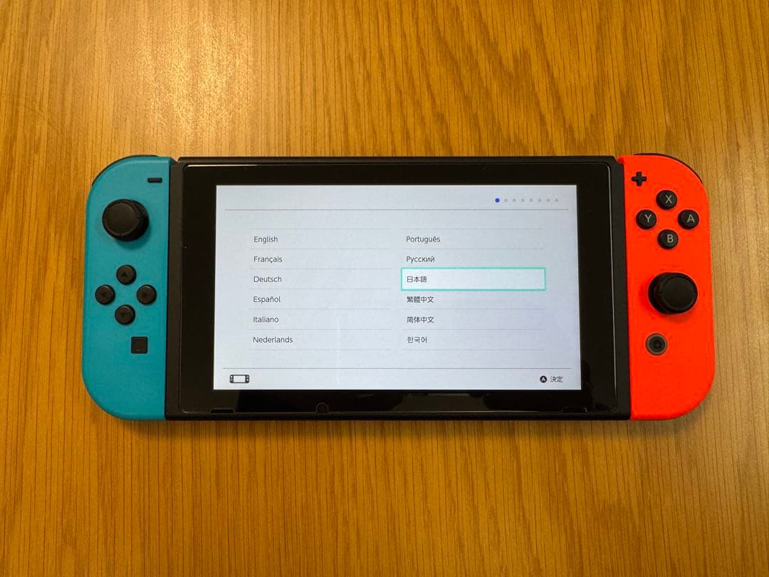 Nintendo Switch 本体 付属品完備、SDカード・充電グリップ付き