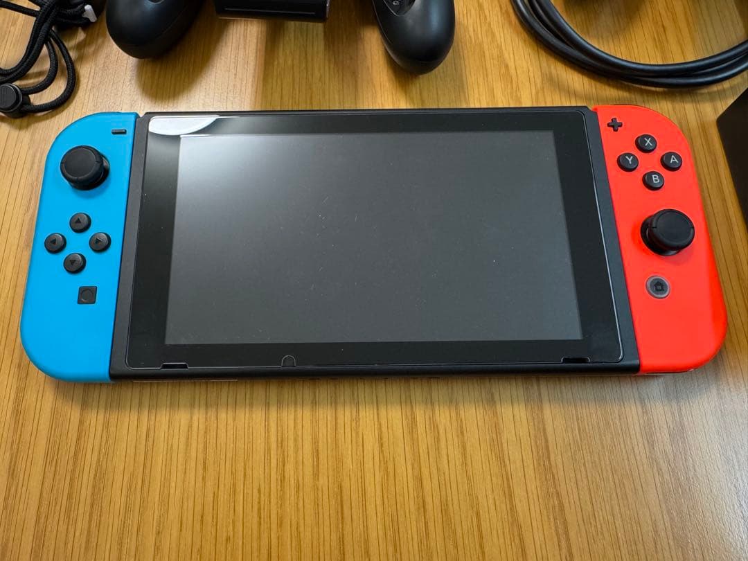 Nintendo Switch 本体 付属品完備、SDカード・充電グリップ付き