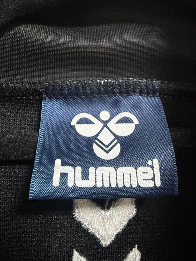 新品未使用　hummel ジャージ上下セット ブラック