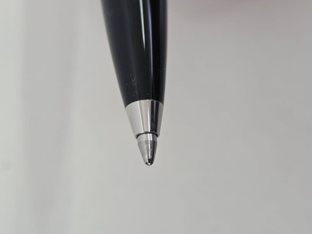 新品 Pelikan ボールペン 本体 黒