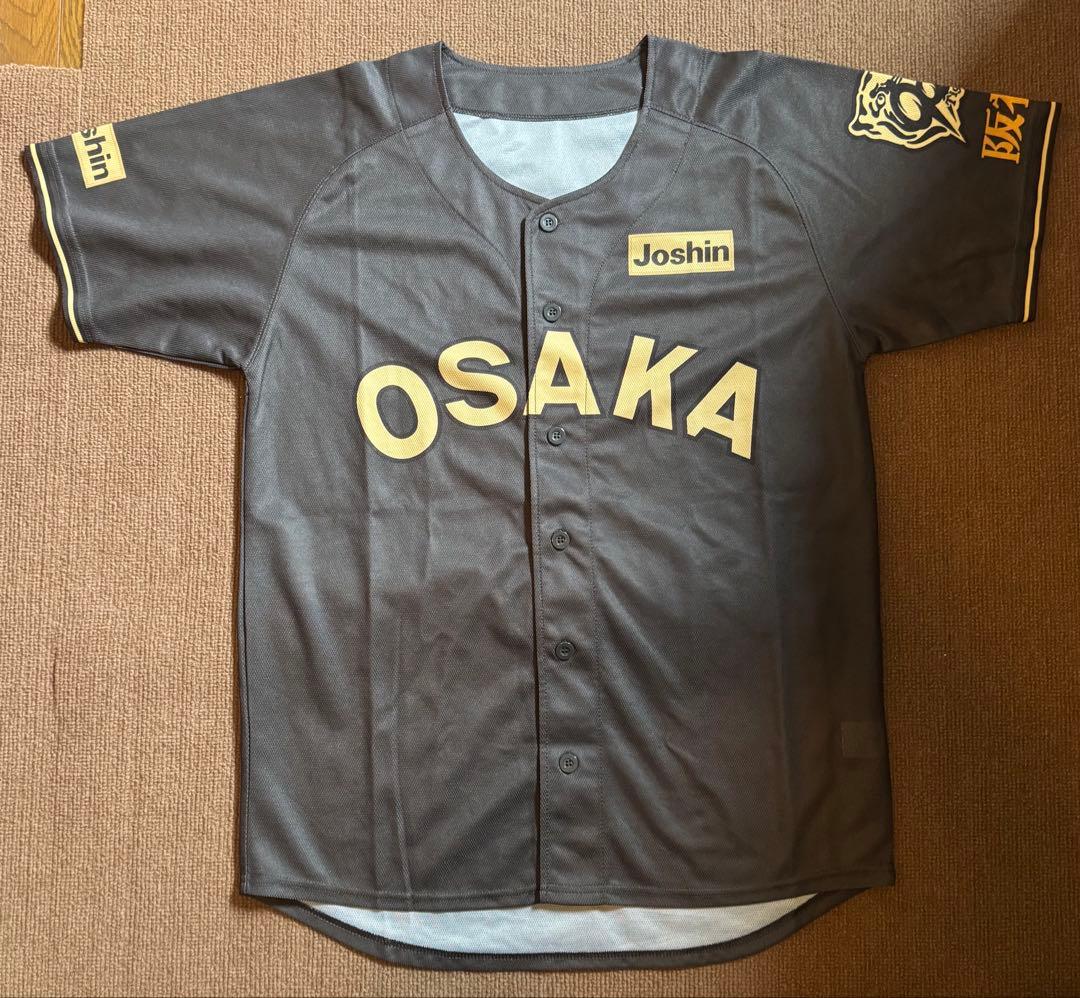 阪神タイガース　ブラックダイナマイト　ユニフォーム　非売品