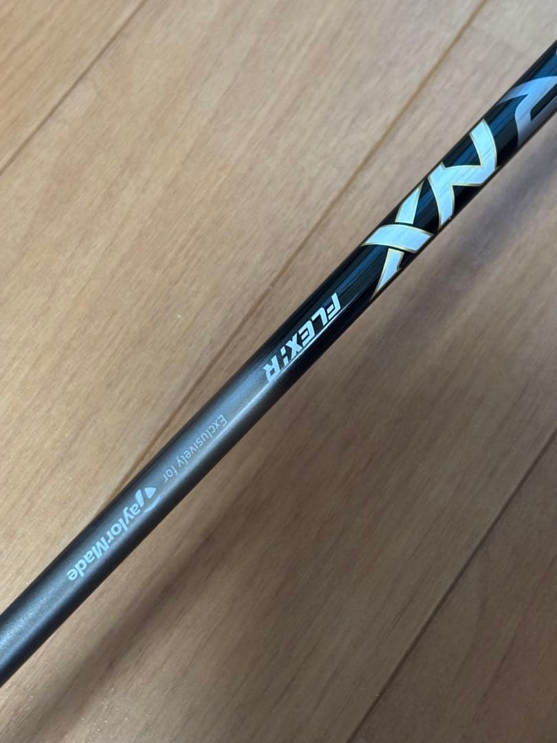 ステレスGLOIRE ドライバー 10.5度 ヘッドカバー付きの出品です。