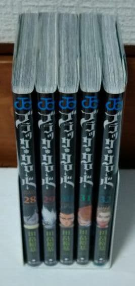 【全初版】ブラッククローバー　１〜３２巻　カルテットナイツ全６巻