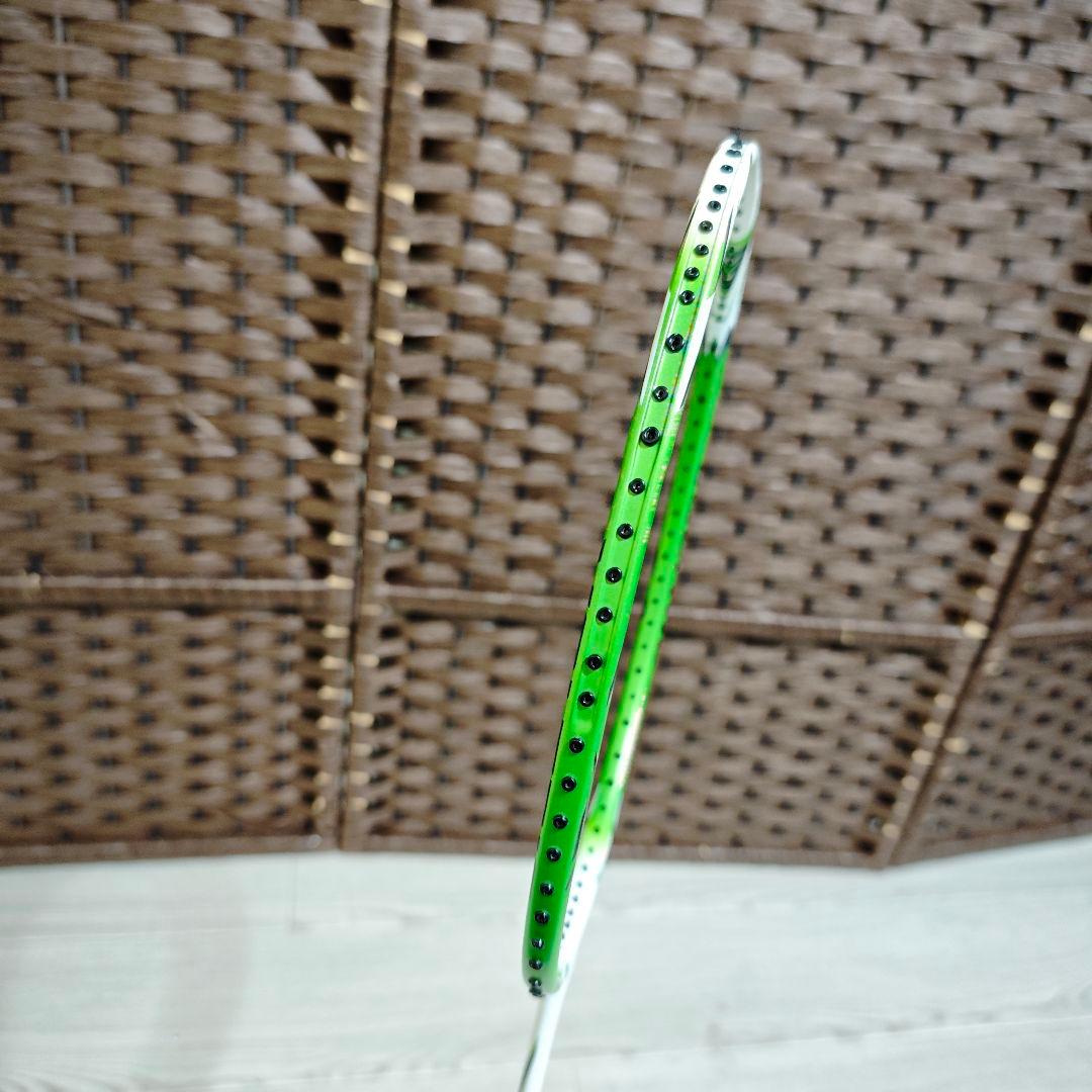 【極美品】 YONEX VOLTRIC30 5U G6 バドミントンラケット