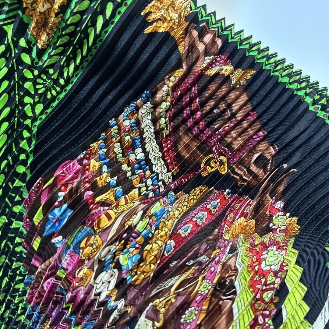 HERMES プリーツスカーフ ホース柄
