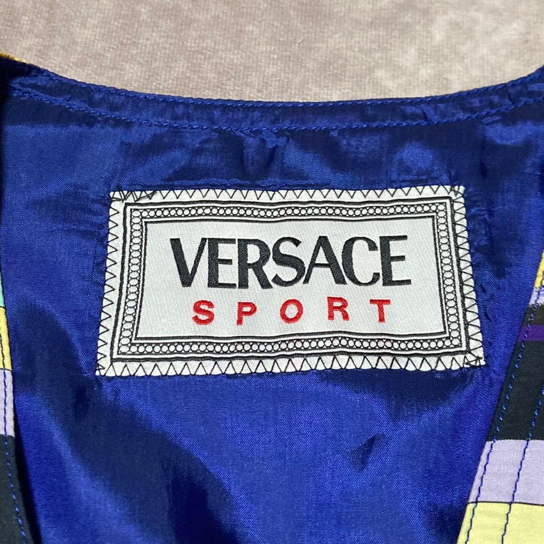 美品　ヴェルサーチ　VERSACE （46） ベスト　マルチカラー　カラフル
