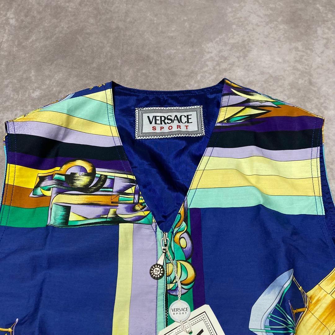 美品　ヴェルサーチ　VERSACE （46） ベスト　マルチカラー　カラフル