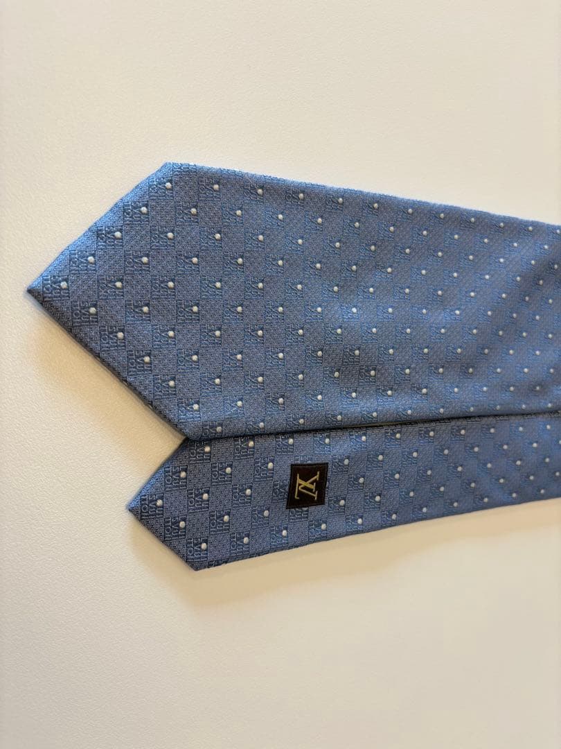 ネコネコ美品⭐︎LOUIS VUITTON 青 ドット柄 ネクタイ