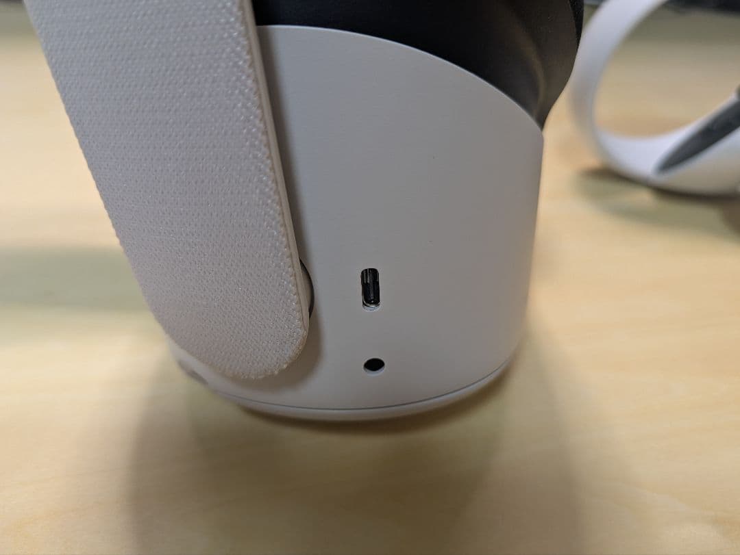  Quest 2 （VRヘッドセット 64GB コントローラー付き）