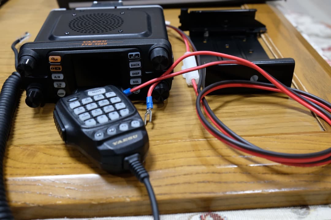 YAESU FTM-300D 144/430MHz 送信出力50W 八重洲無線