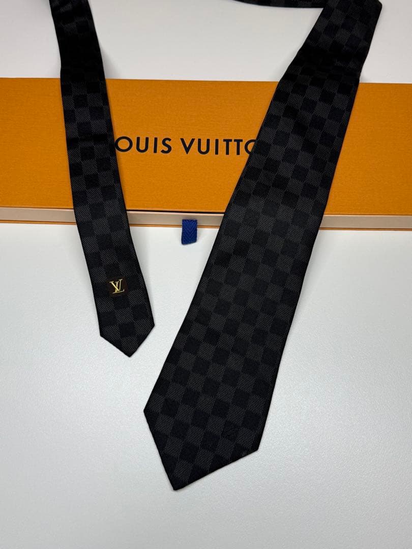 LOUIS VUITTON ブラック ダミエネクタイ