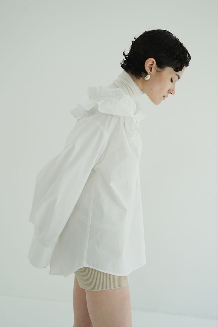 CLANE⭐︎RUFFLE NECK BLOUSE