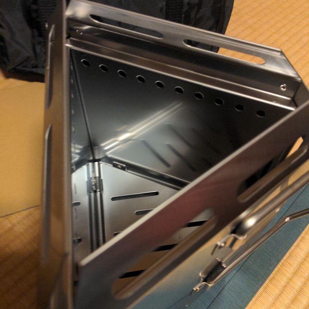 UNIFLAME BURN STOVE ソロ　焚き火台　バック付き