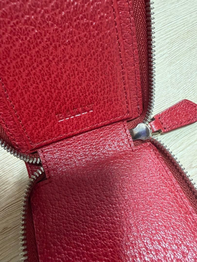 Bally レザー 赤 キーケース ジッパー式