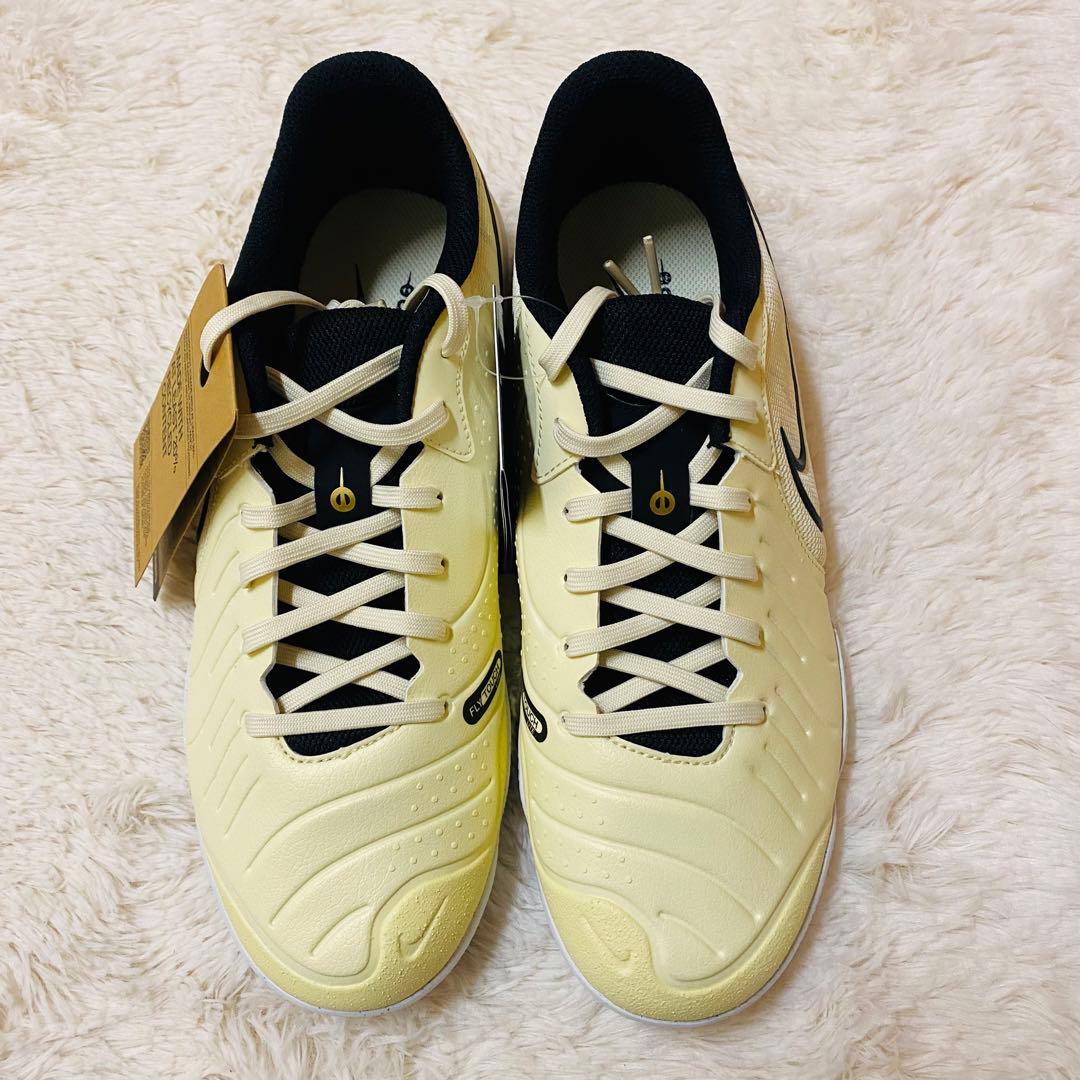 新品タグ付き！NIKE ティエンポレジェンド10 IC フットサルシューズ