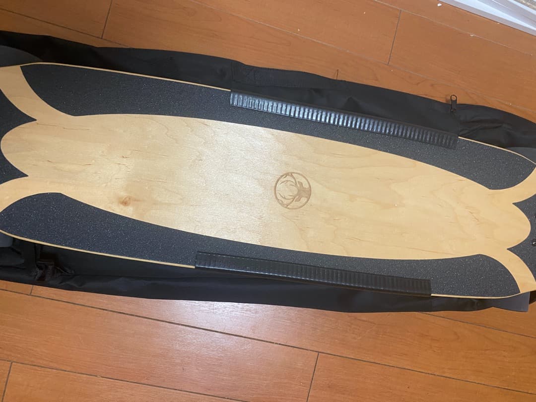 新品未使用　ロングボード　スケートボード　バッグ付き
