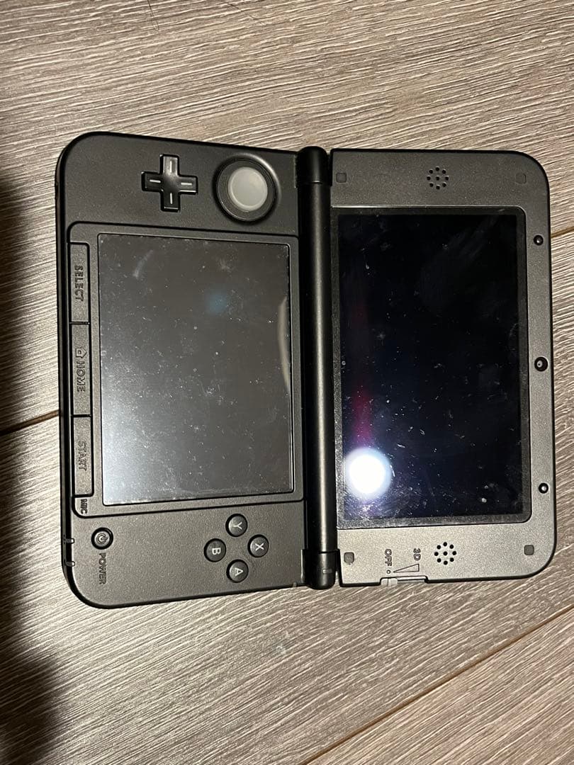 3DS 限定モデル　モンスターハンター