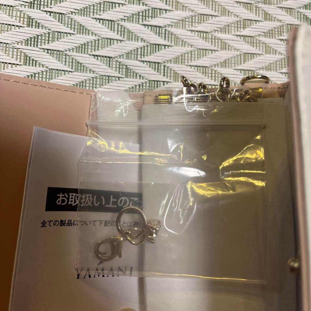 hikaruJILL STUART エターナルホワイト レザー キーケース