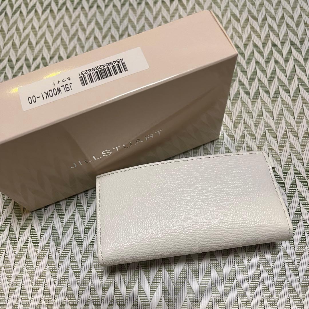 hikaruJILL STUART エターナルホワイト レザー キーケース