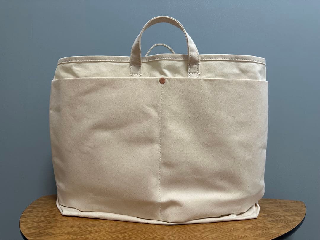 This is a(n) base tote l トートバッグ Lサイズ