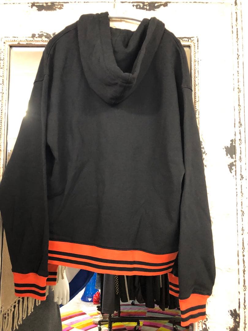 MOSCHINO フルジップパーカー ブラック/オレンジモスキー　L