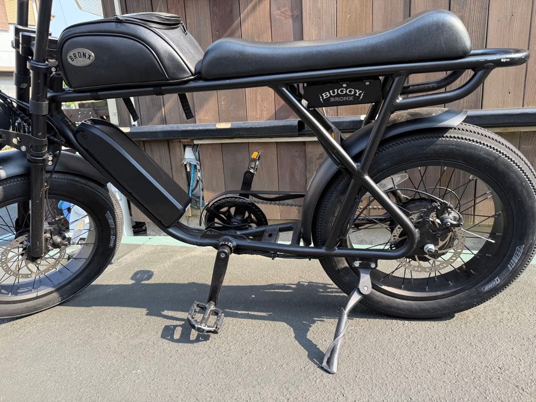 送料別　ブロンクス　バギー