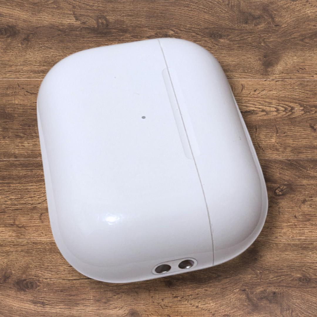 【極美品】AirPods Pro 第2世代 USB-C 充電ケース