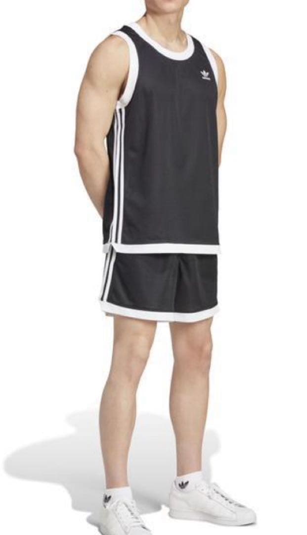 XL ADIDASタンクトップ即完売黒ブラック新品バスケ　ブラック