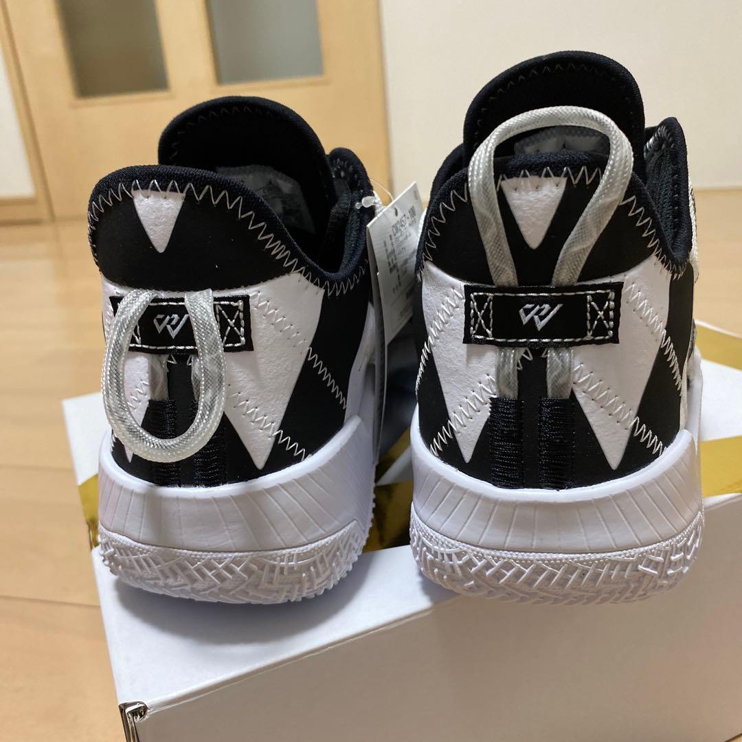 【新品未使用】タグ付きNIKEジョーダンワンテイクII黒白CW2457-100