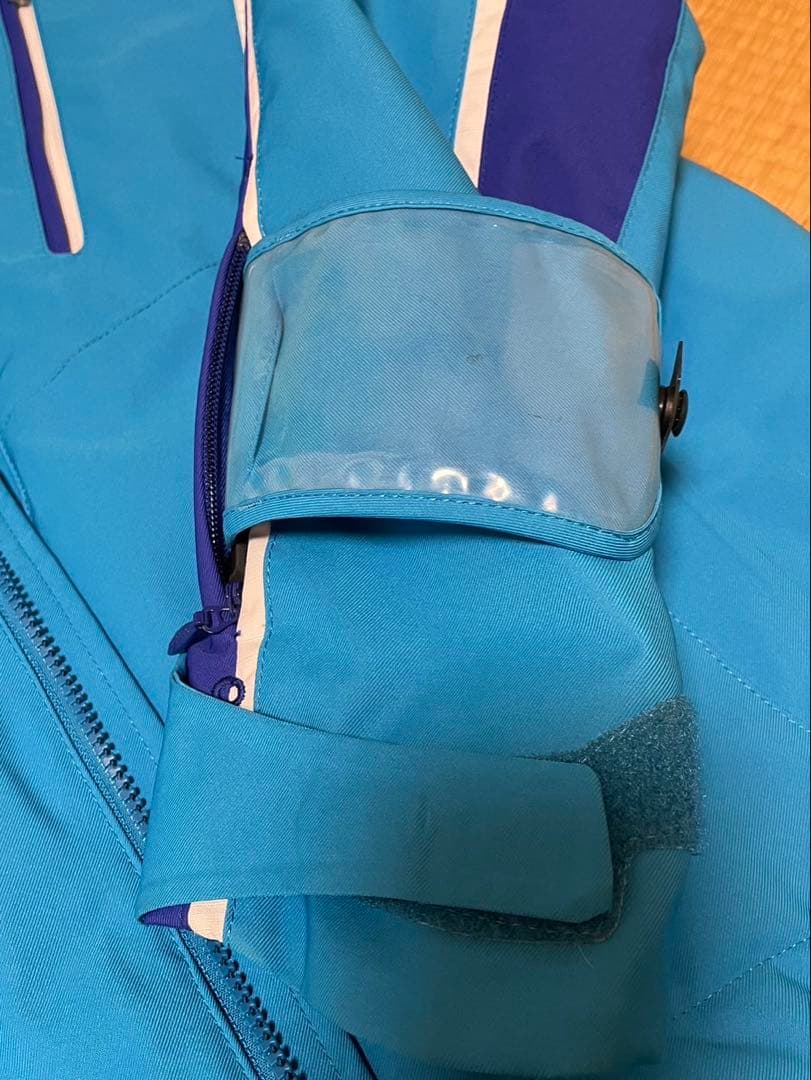 スキーウェア　デサント　DESCENTE FABLICE
