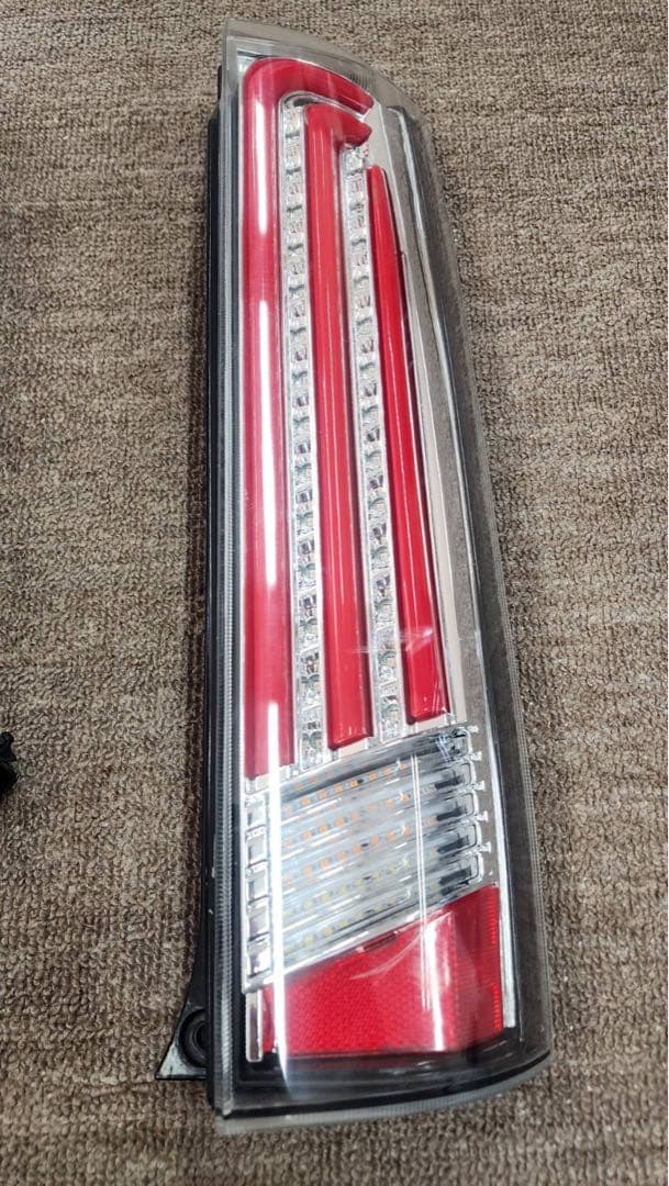‼️シャチホコさん専用‼️エブリイワゴン　ファイバーLEDテールクリアー