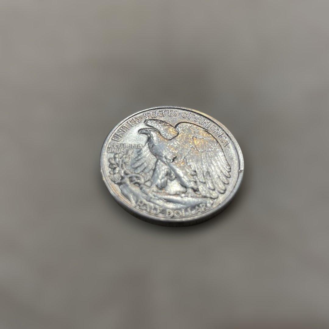 早い者勝ち！世界一美しい銀貨★USA 1942年★ウォーキング・リバティー 銀貨
