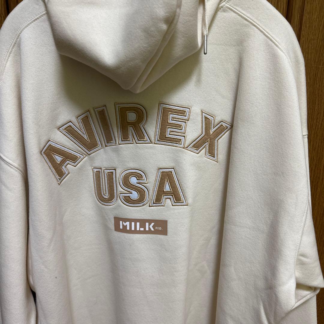 ロビン　AVIREX✖️MILKFED パーカー