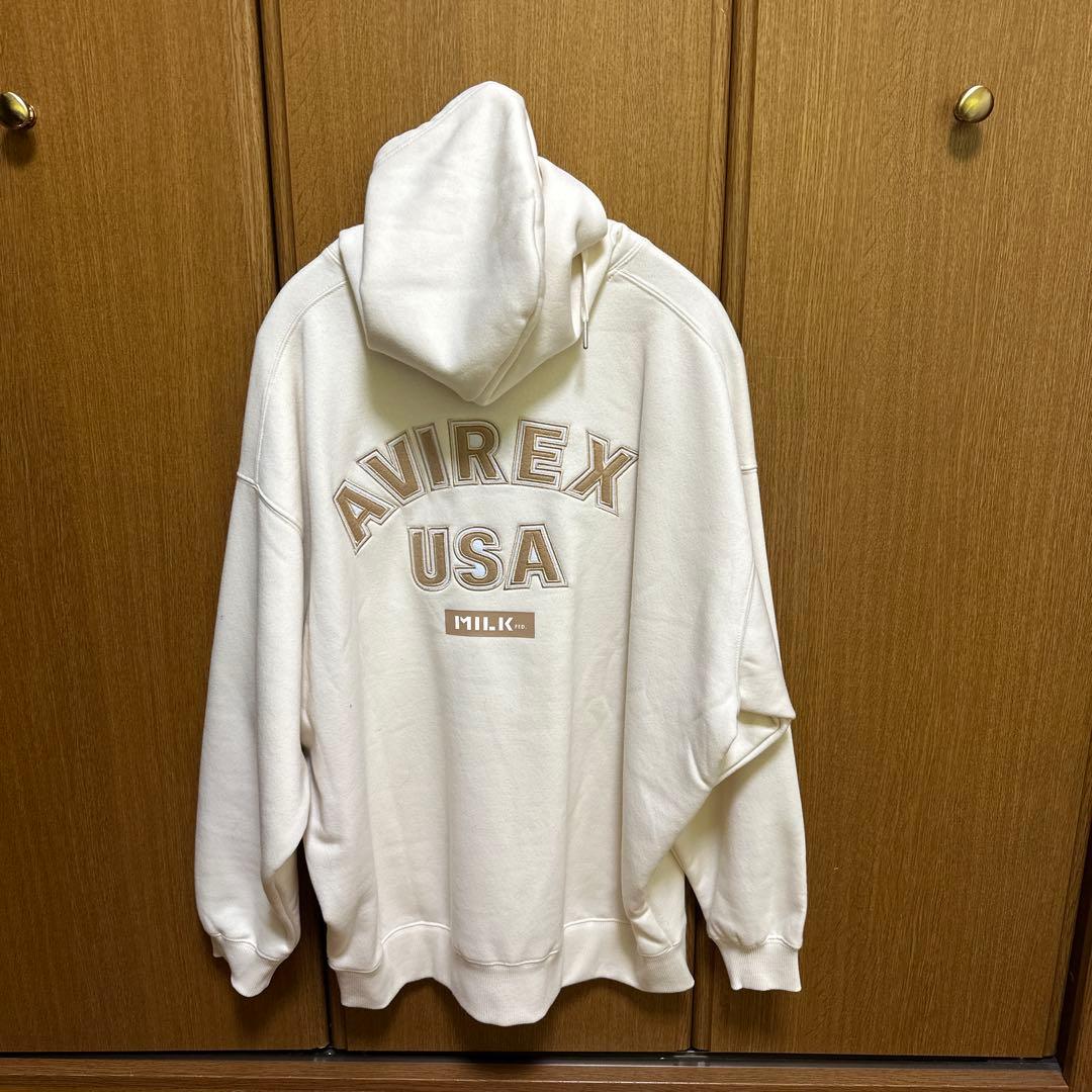 ロビン　AVIREX✖️MILKFED パーカー