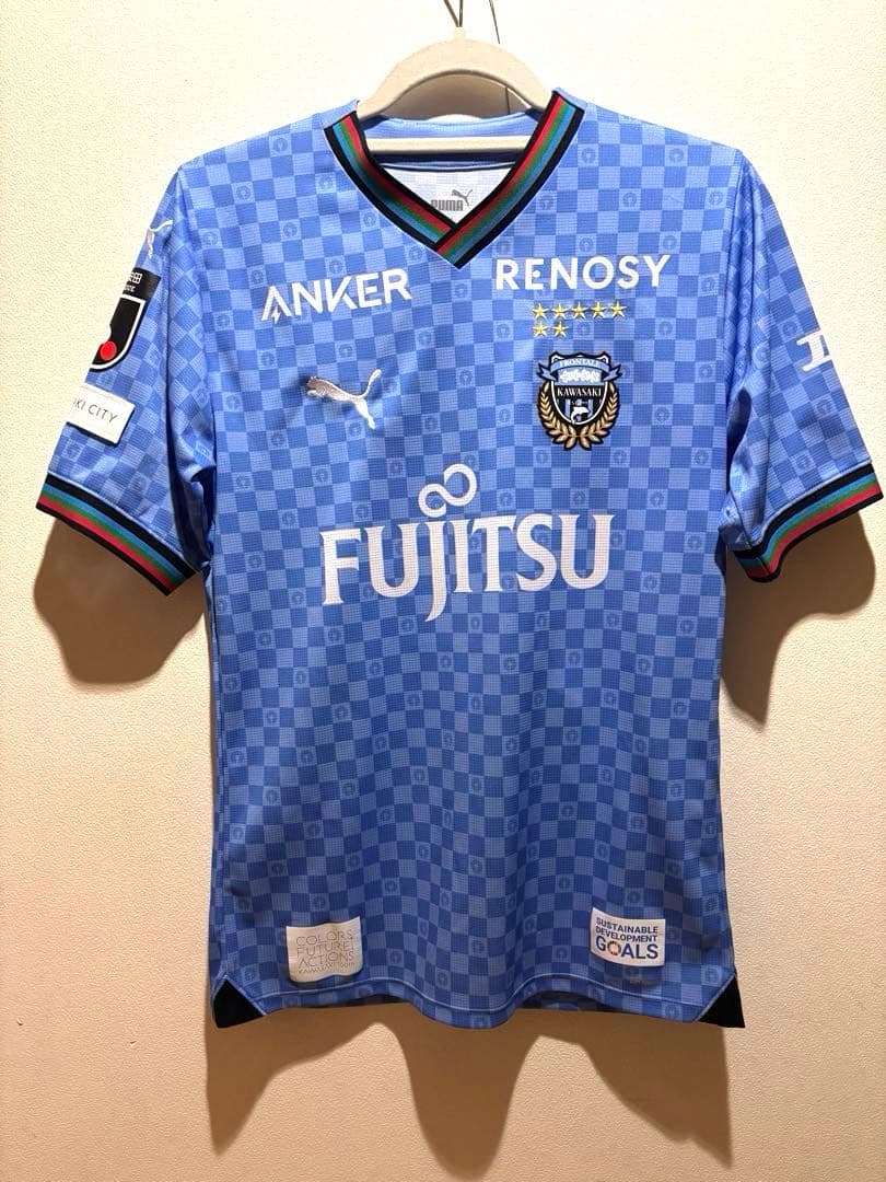川崎フロンターレ ホームユニフォーム