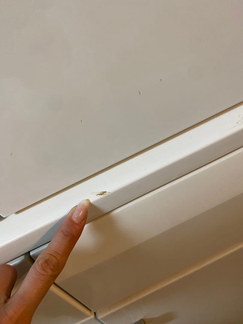 ホワイト食器棚 ガラス棚付き