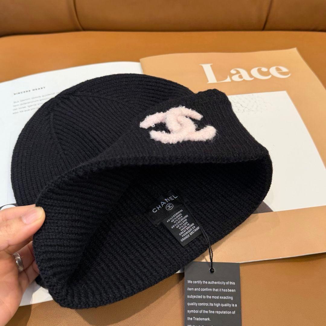 CHANEL ロゴ ニットキャップ