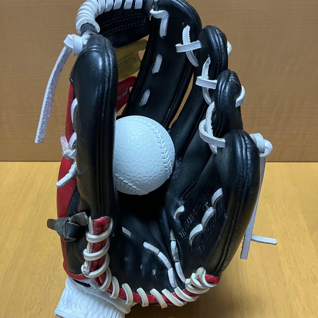 adidas 軟式グローブ 赤黒