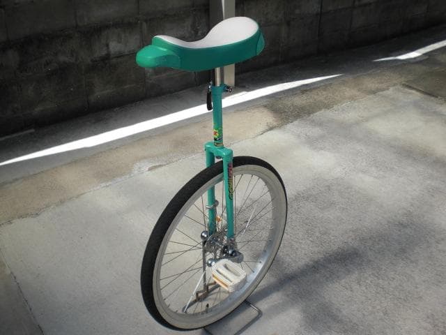 ミヤタ　フラミンゴ　24インチ一輪車