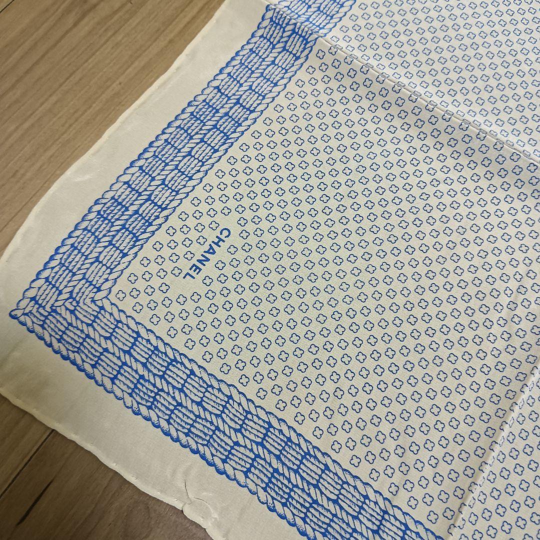 CHANEL シャネル シルク100% 小花文様 スカーフ